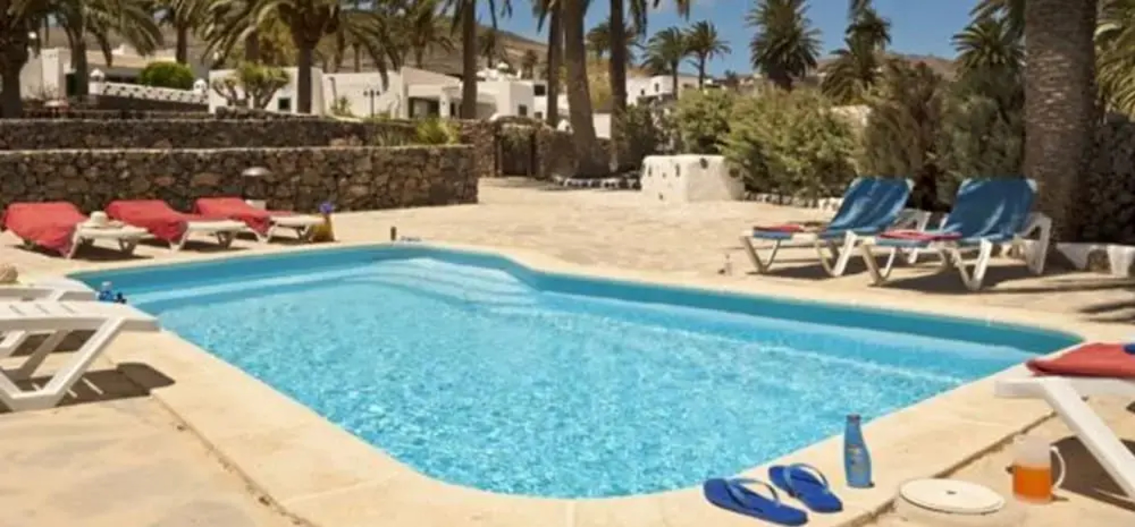 Villa - 3 Bedrooms with Pool - 103087