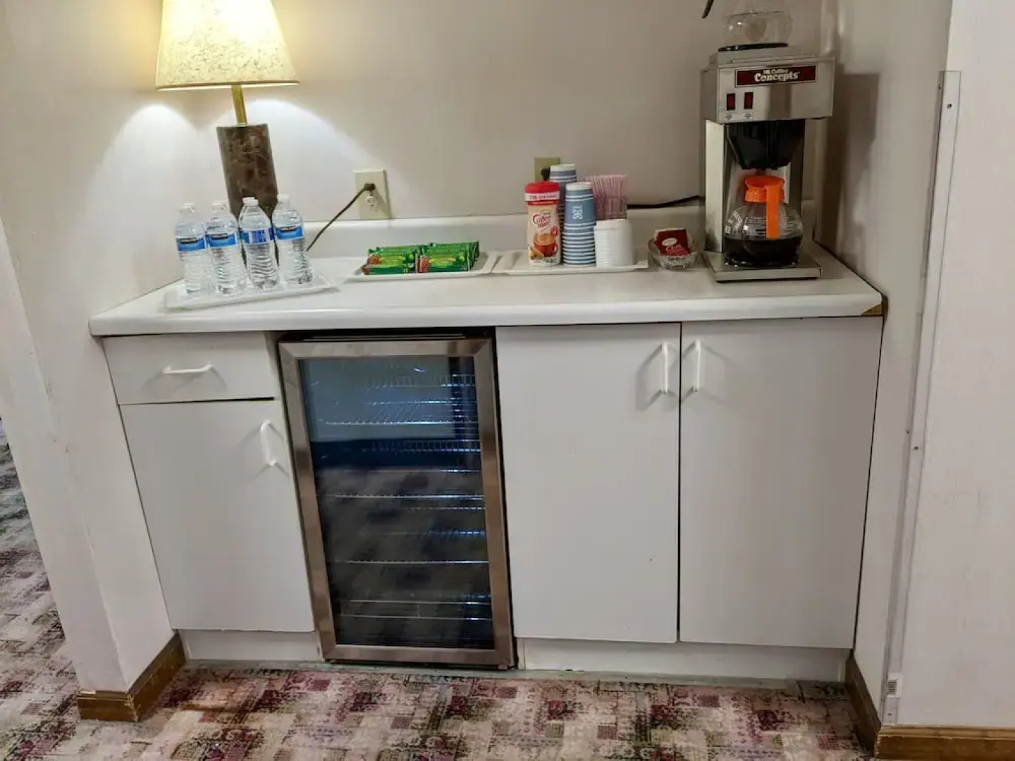 South Side Inn - Burlington