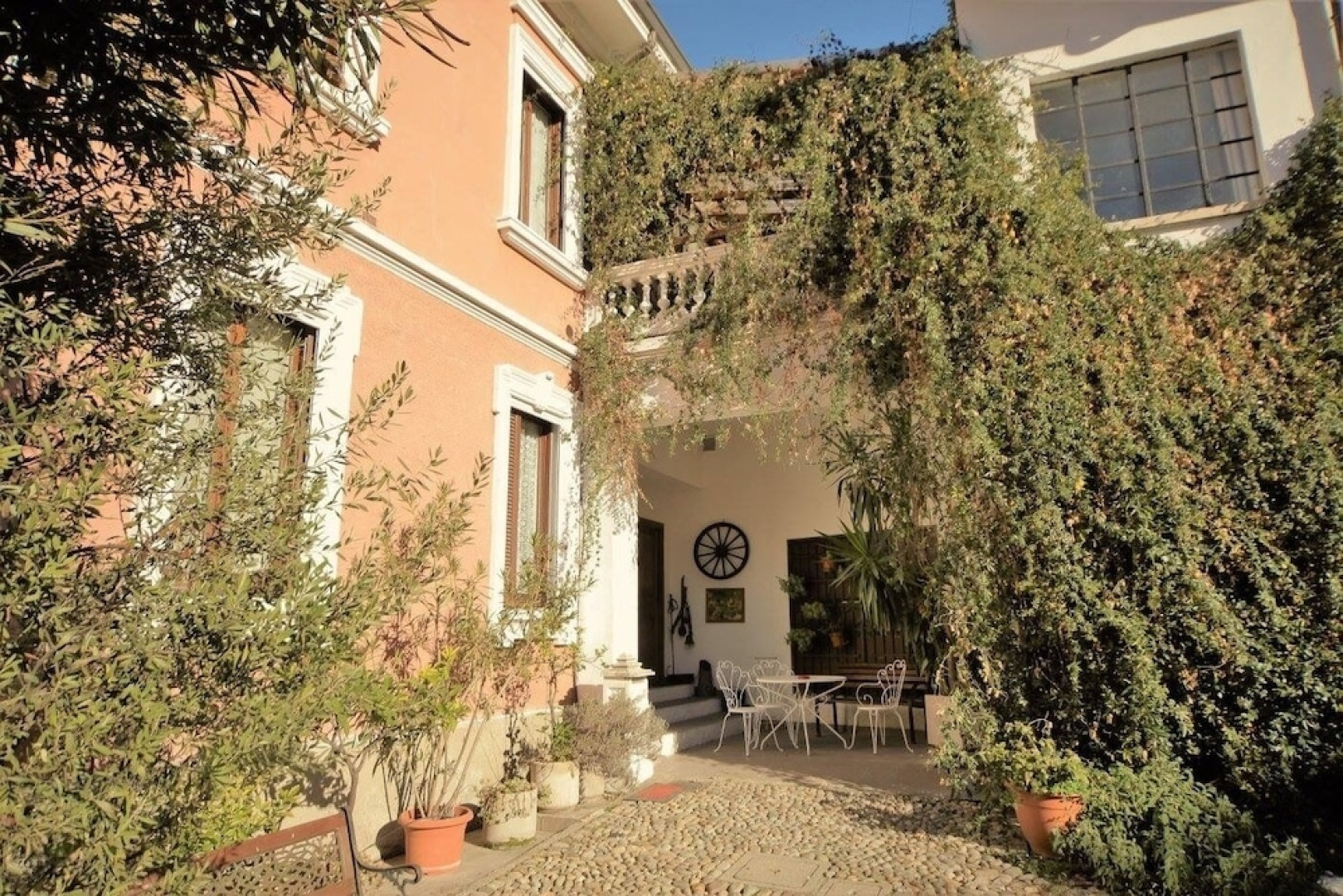 Loft studio 15 minutes from Milan center