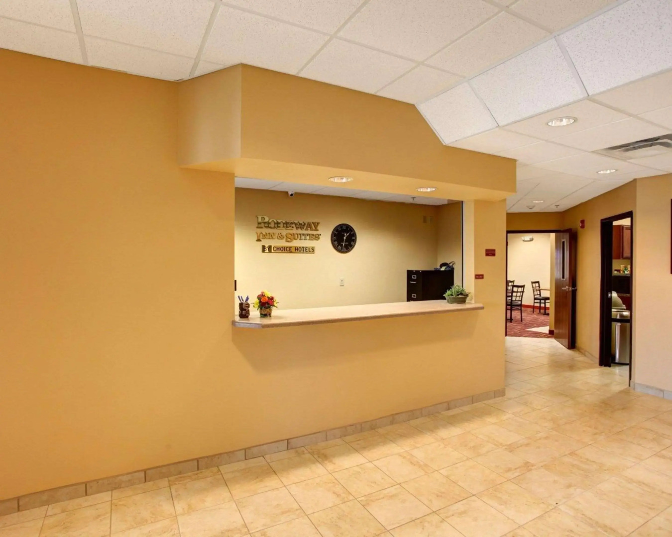 Rodeway Inn & Suites Phillipsburg