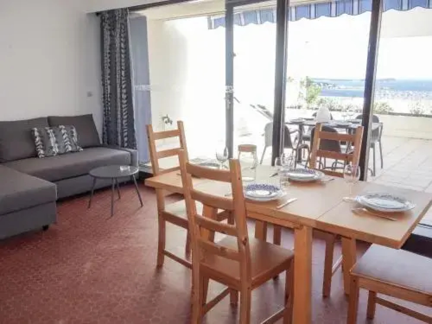 Superbe T2 44m2 - Grande Terrasse Vue Mer Panoramique Exceptionnelle Piscine - Parking