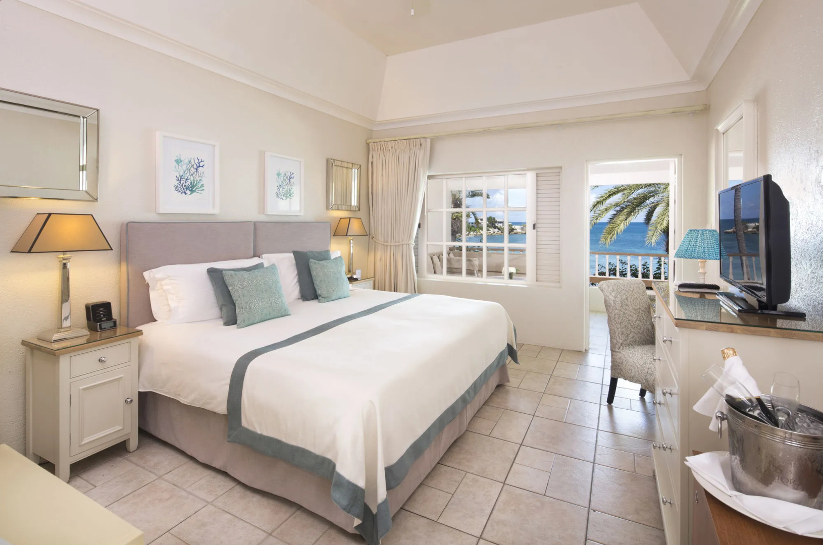 The Cove Suites at Blue Waters Resort and Spa