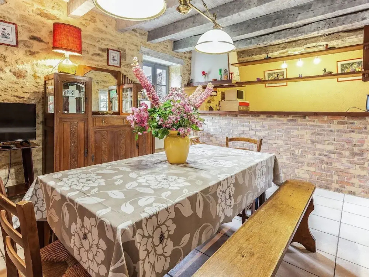 Beautiful Holiday Home in Wooded Grounds Near Villefranche-du-périgord