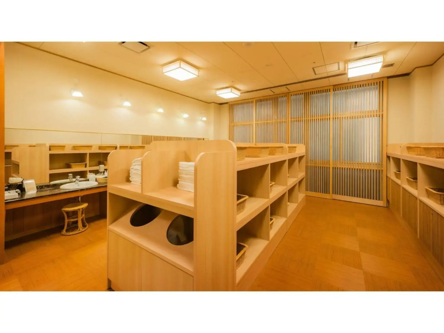 Old England Dogo Yamanote Hotel