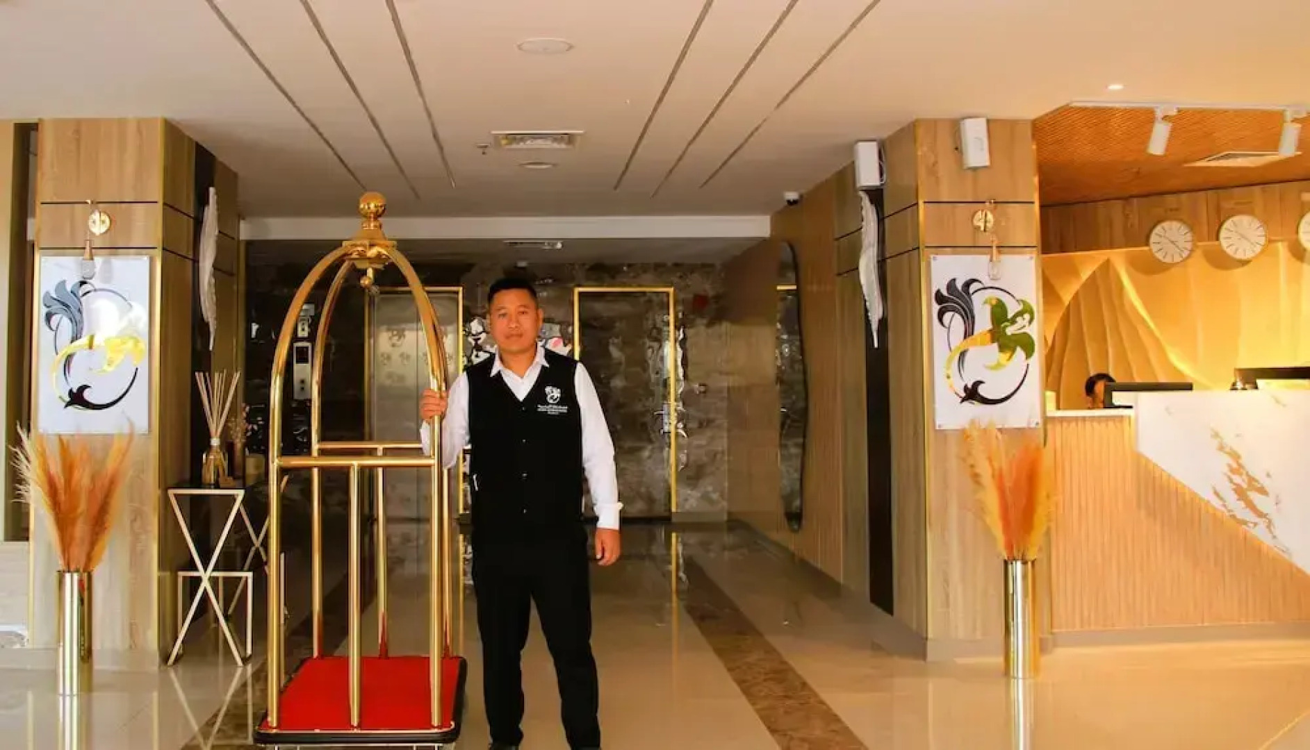 Plaza Athenee Hotel Kuwait