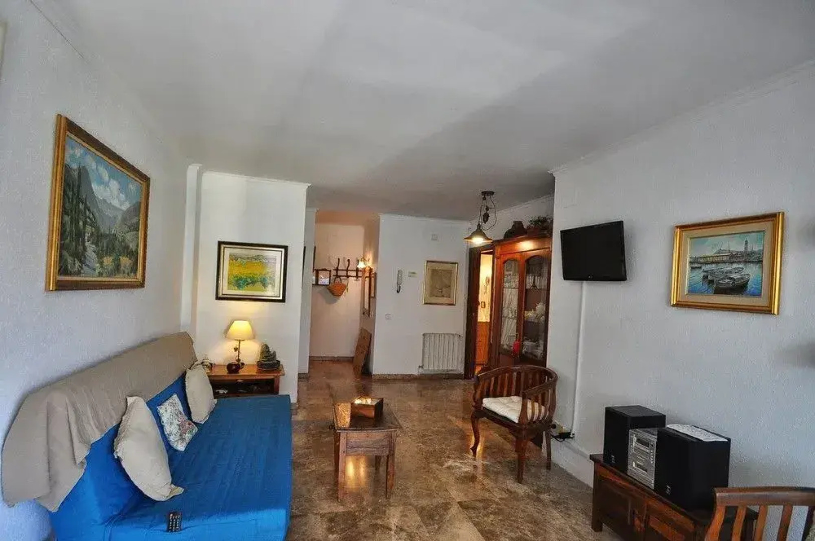 2BR Center & Swimming Pool