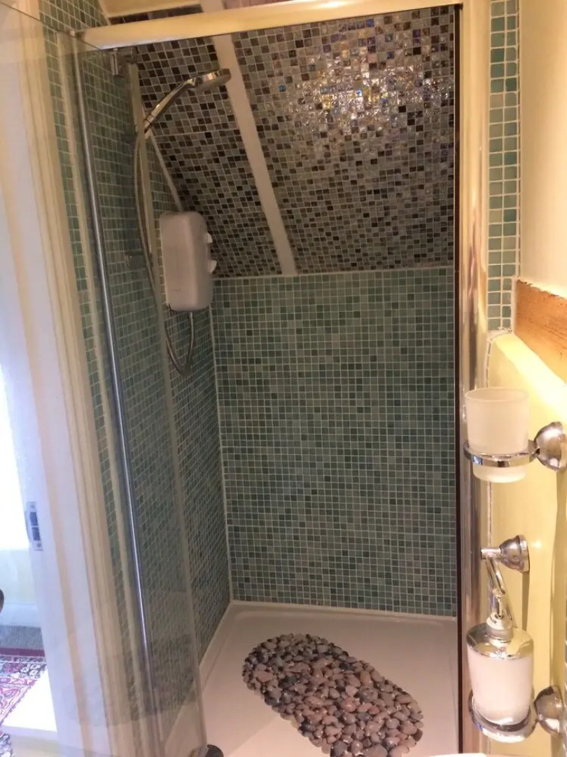 The Olde Leather Bottle