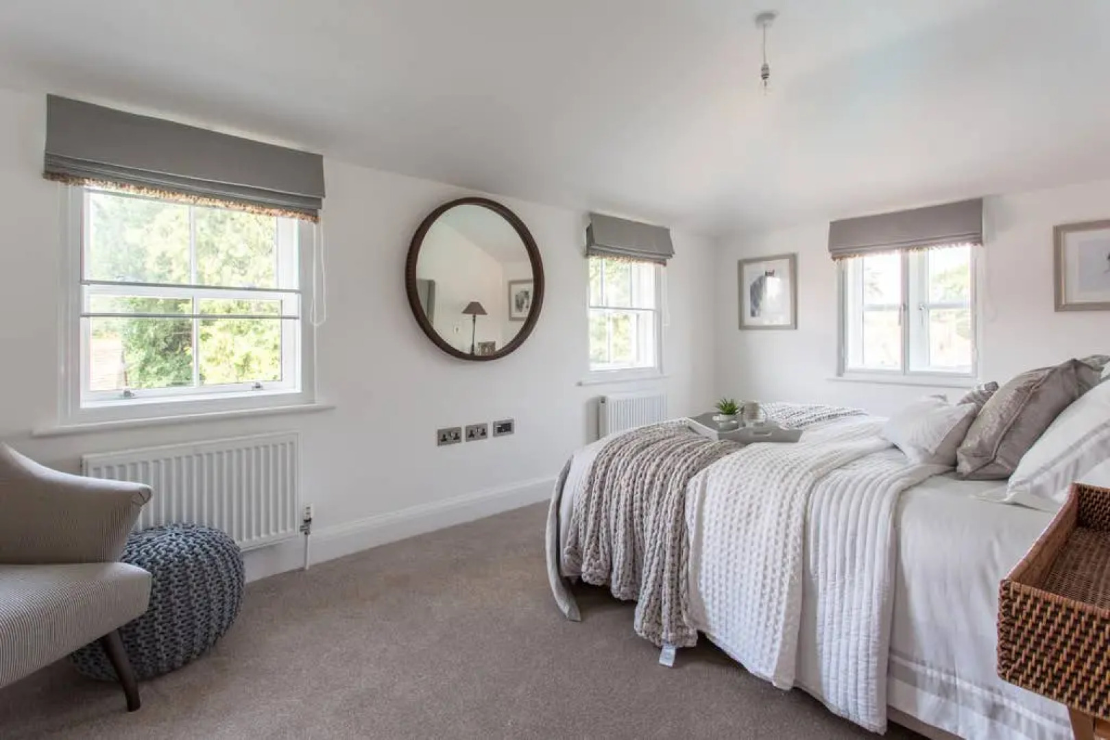 Chic & Luxurious Townhouse - Central Marlow