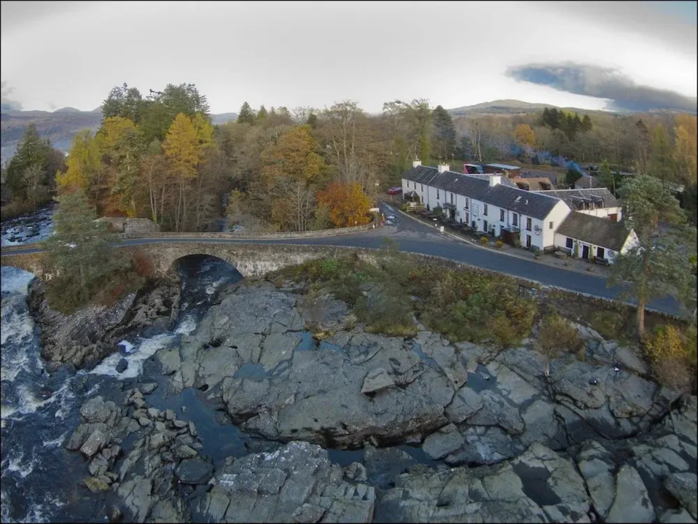 The Falls Of Dochart Inn