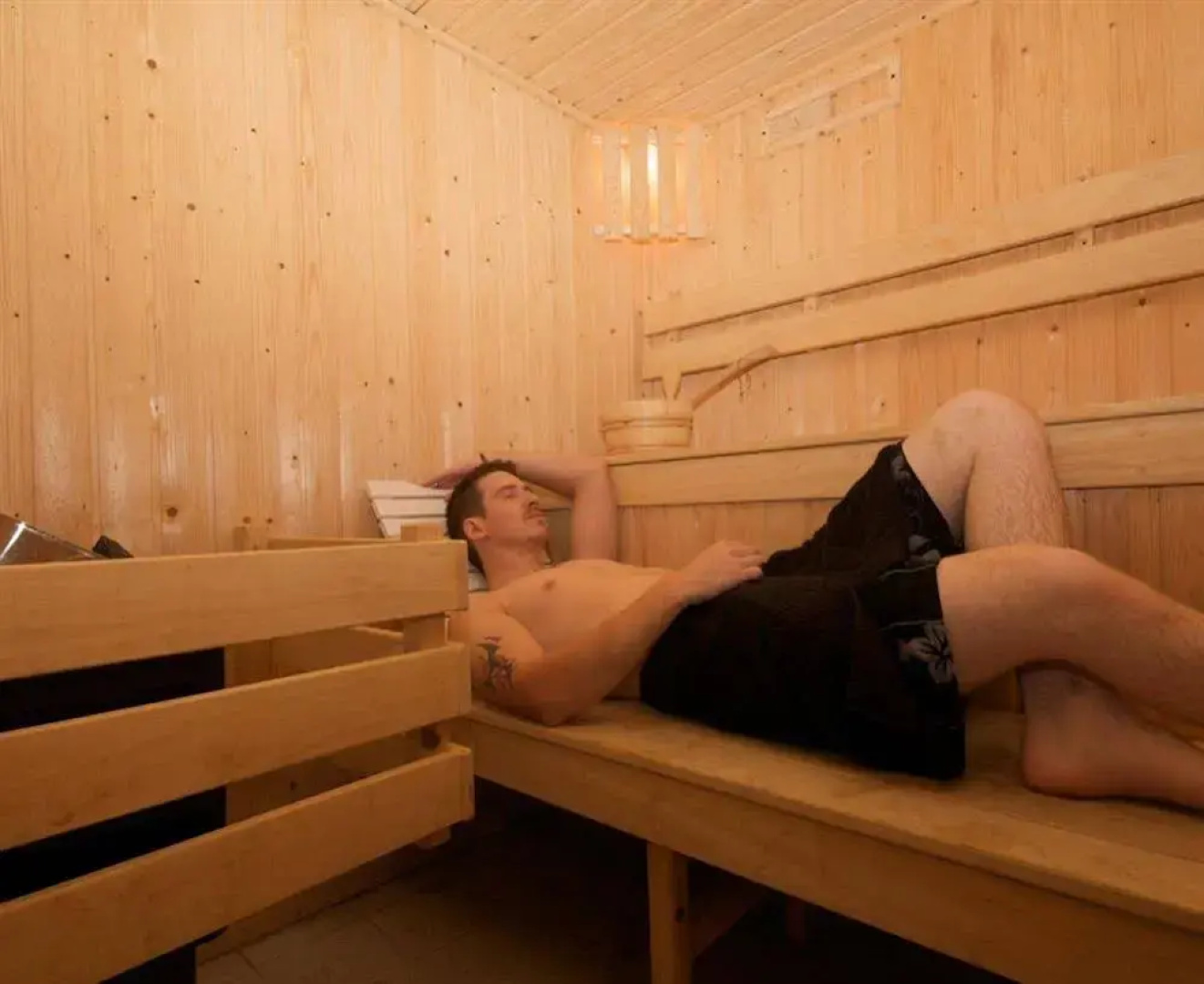 Treetops Cottages & Spa