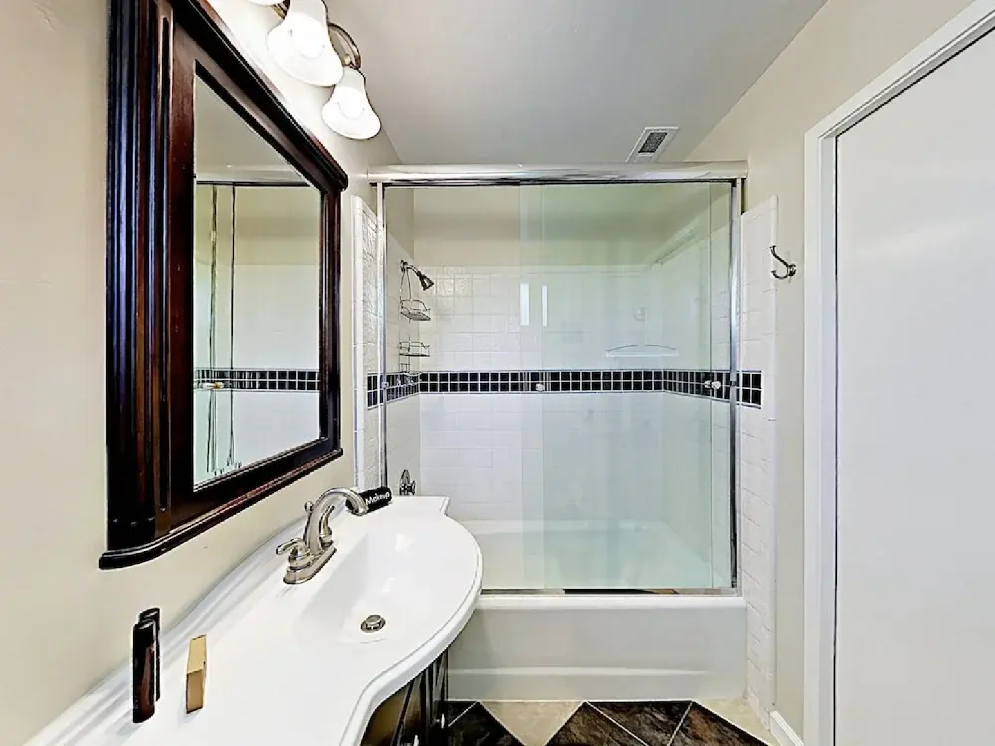 990 Sonoma - 3 Br Home