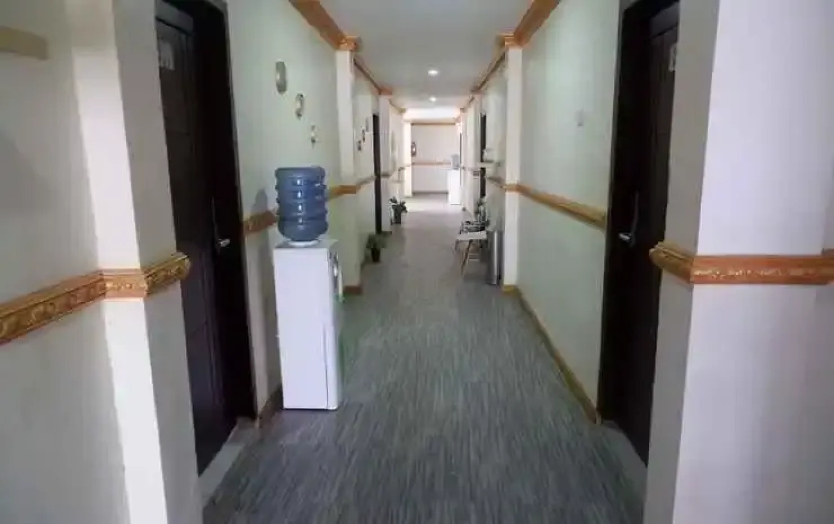 Votel Hotel DePratnya Kediri