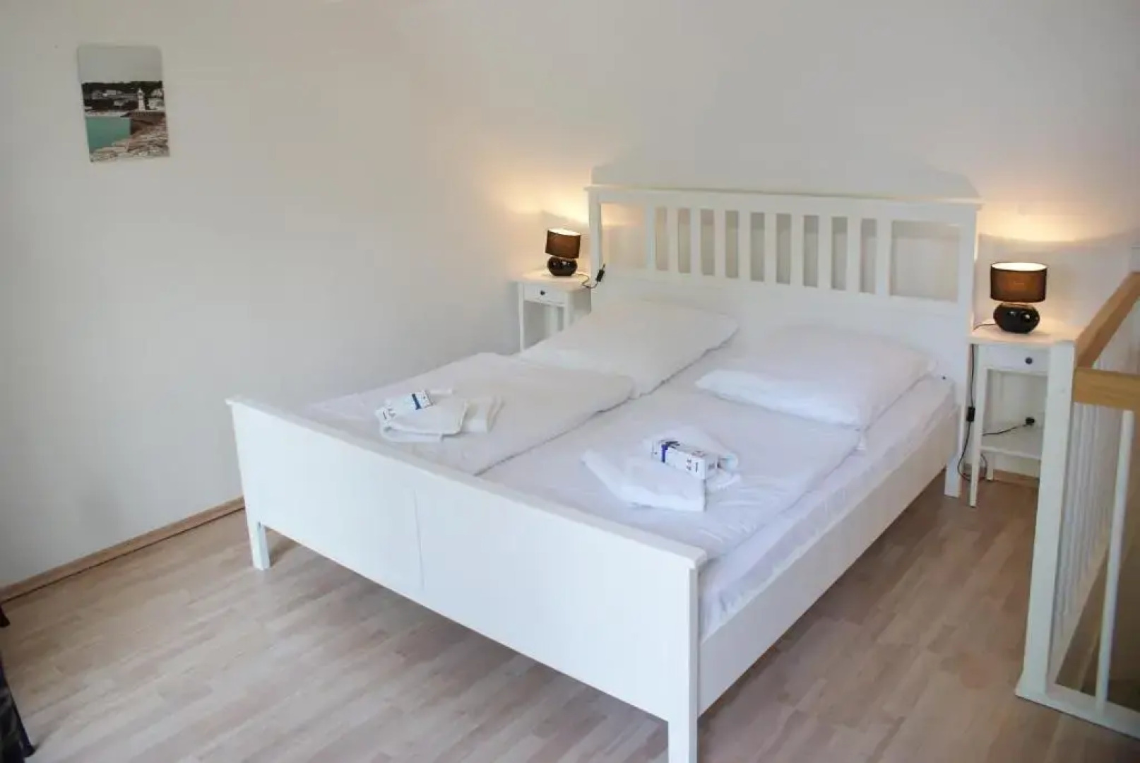 Leuchtturm am Ostseestrand - ABC56