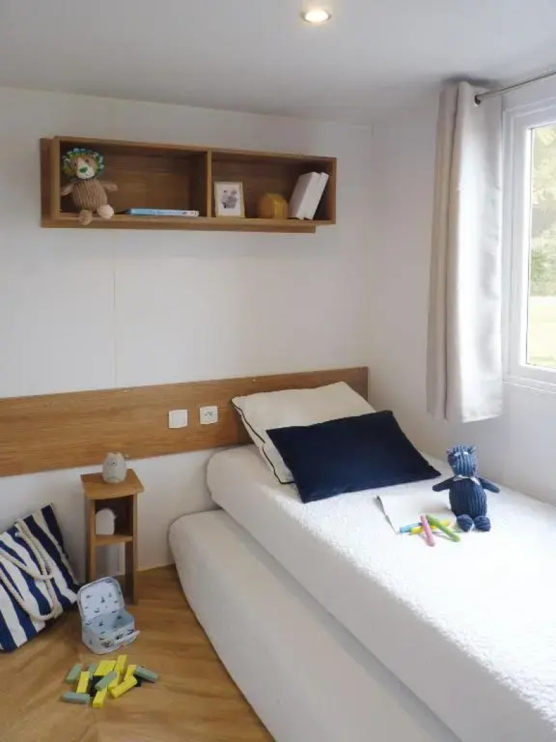 Superbe mobile-home 8 personnes - Camping 4*