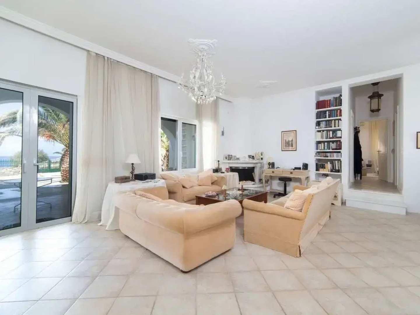 Villa Dori- Famous Composer's Holiday House on the Sea Front for 2-8 Persons