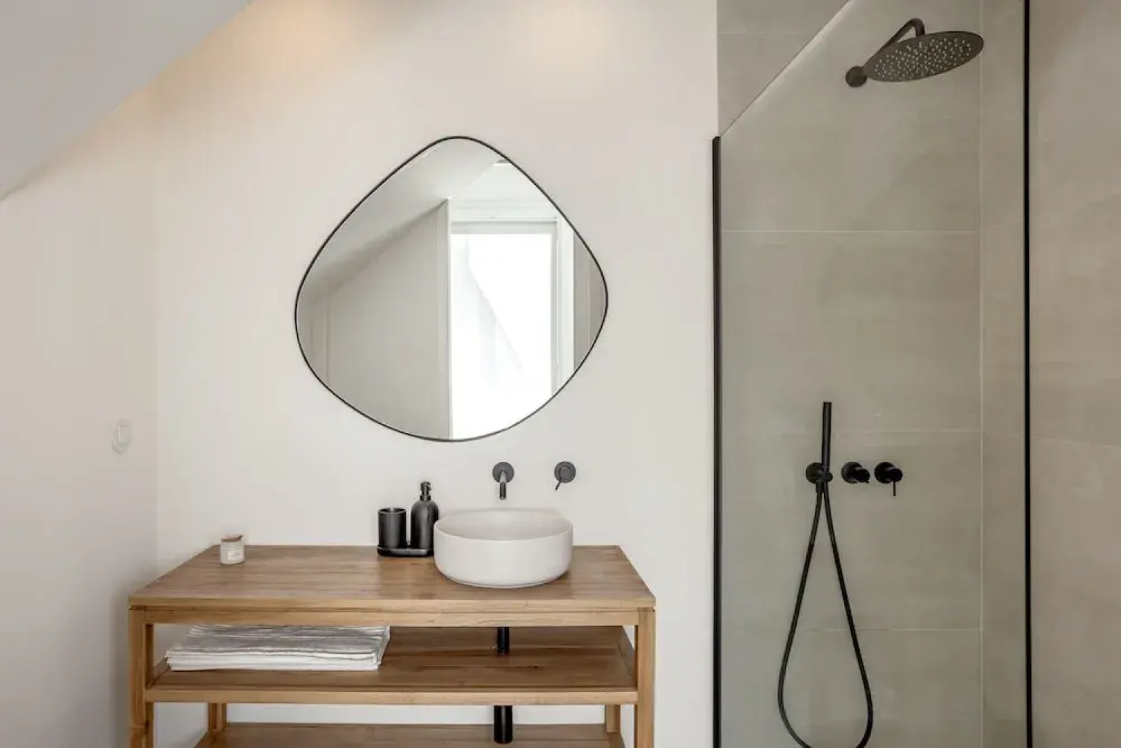 Ericeira Modern Bright With Pool by Homing