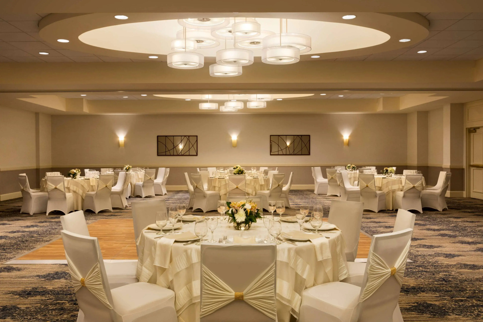 Embassy Suites by Hilton Boston Waltham