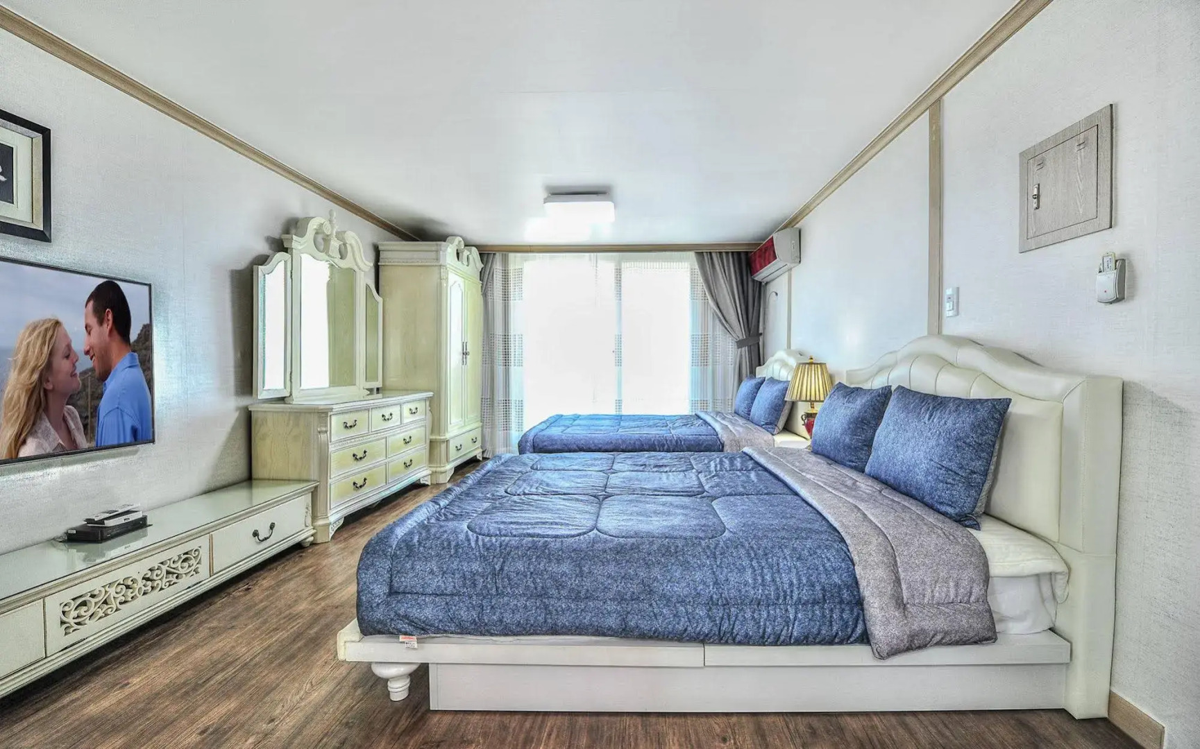 Sokcho Esher House Pension