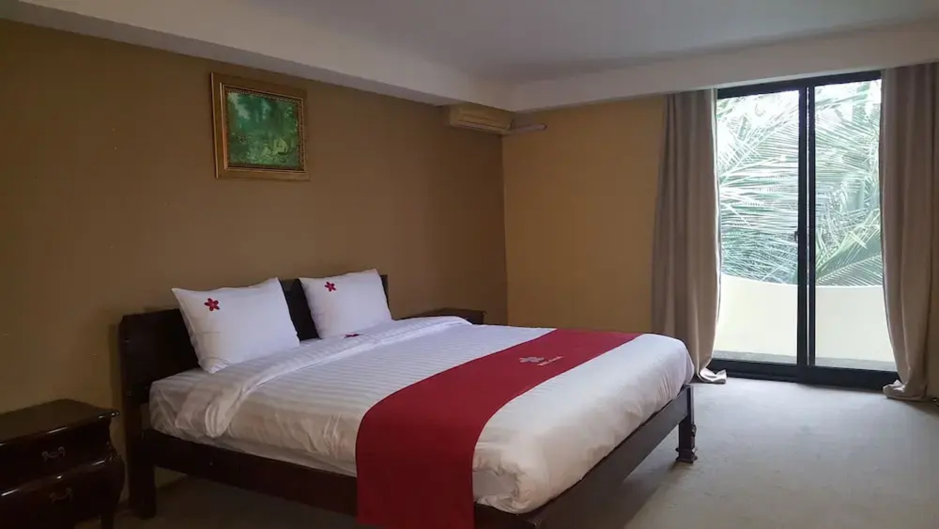 Phil Oasis Hotel & Resort