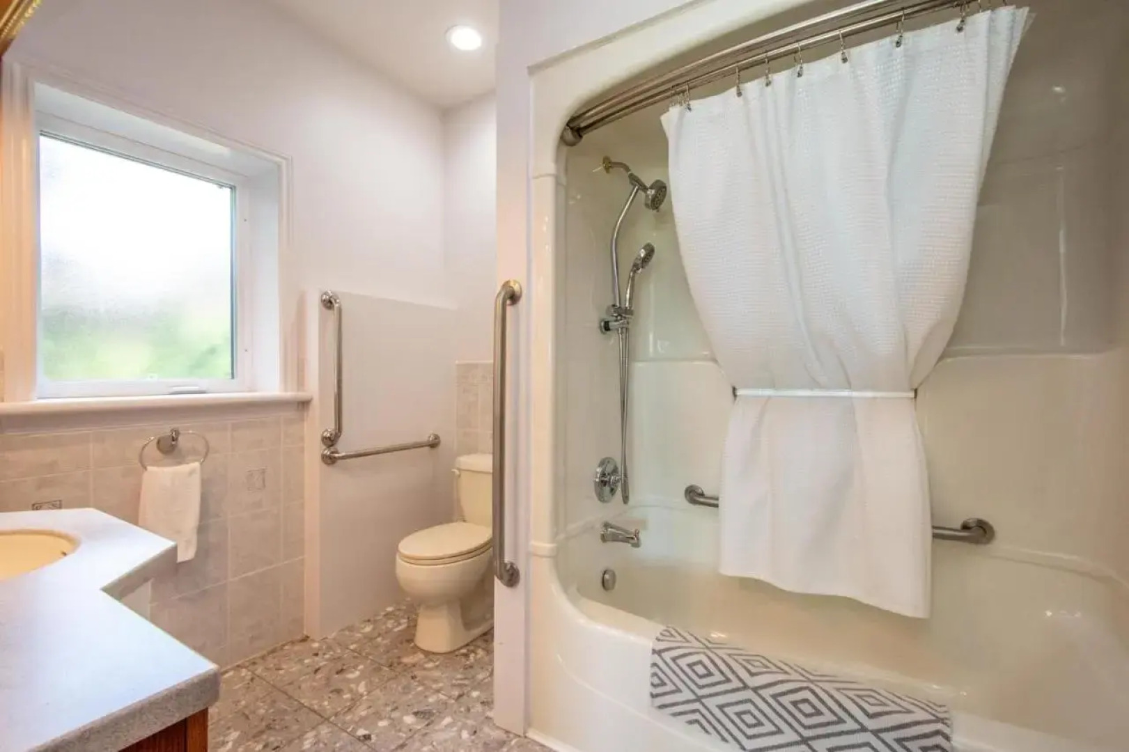 Worthington Place Ocean Side