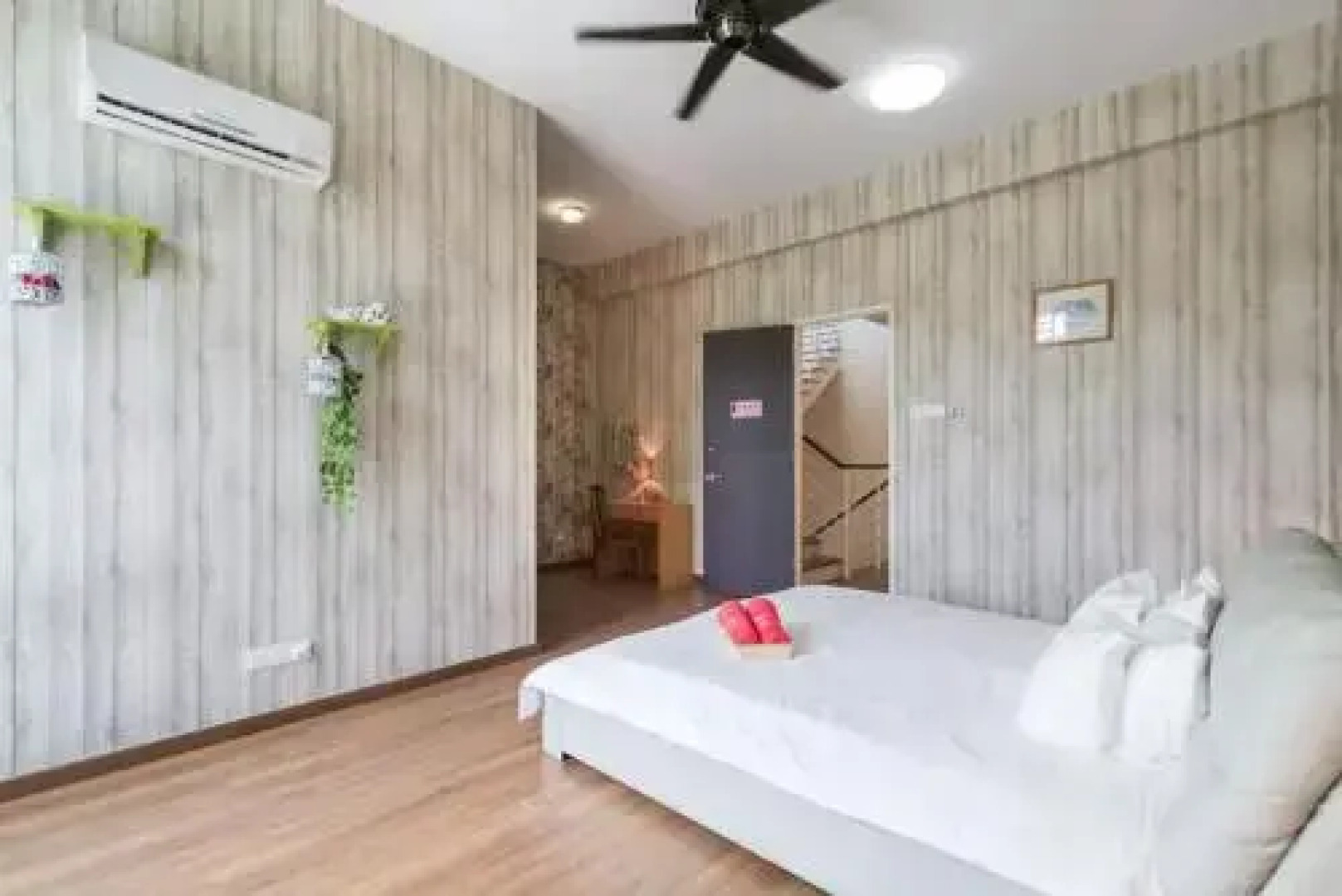 Easy Life Guest House