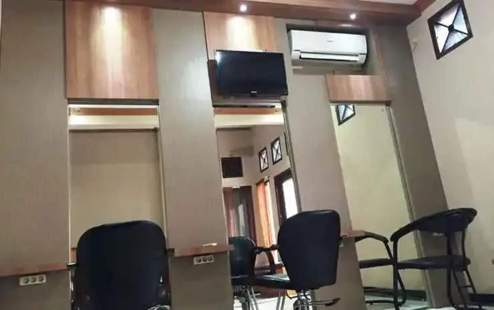 Grand Jamrud 1 Hotel