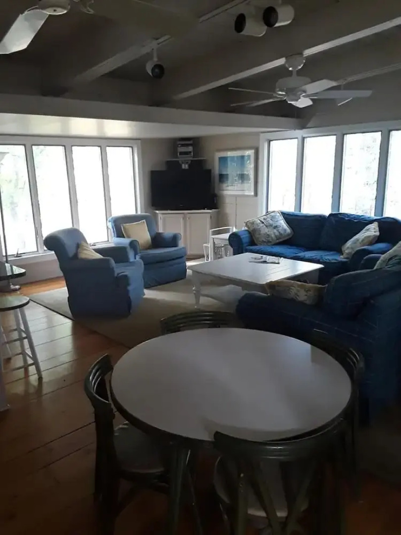 16 Robins Lane North Shores by Long & Foster