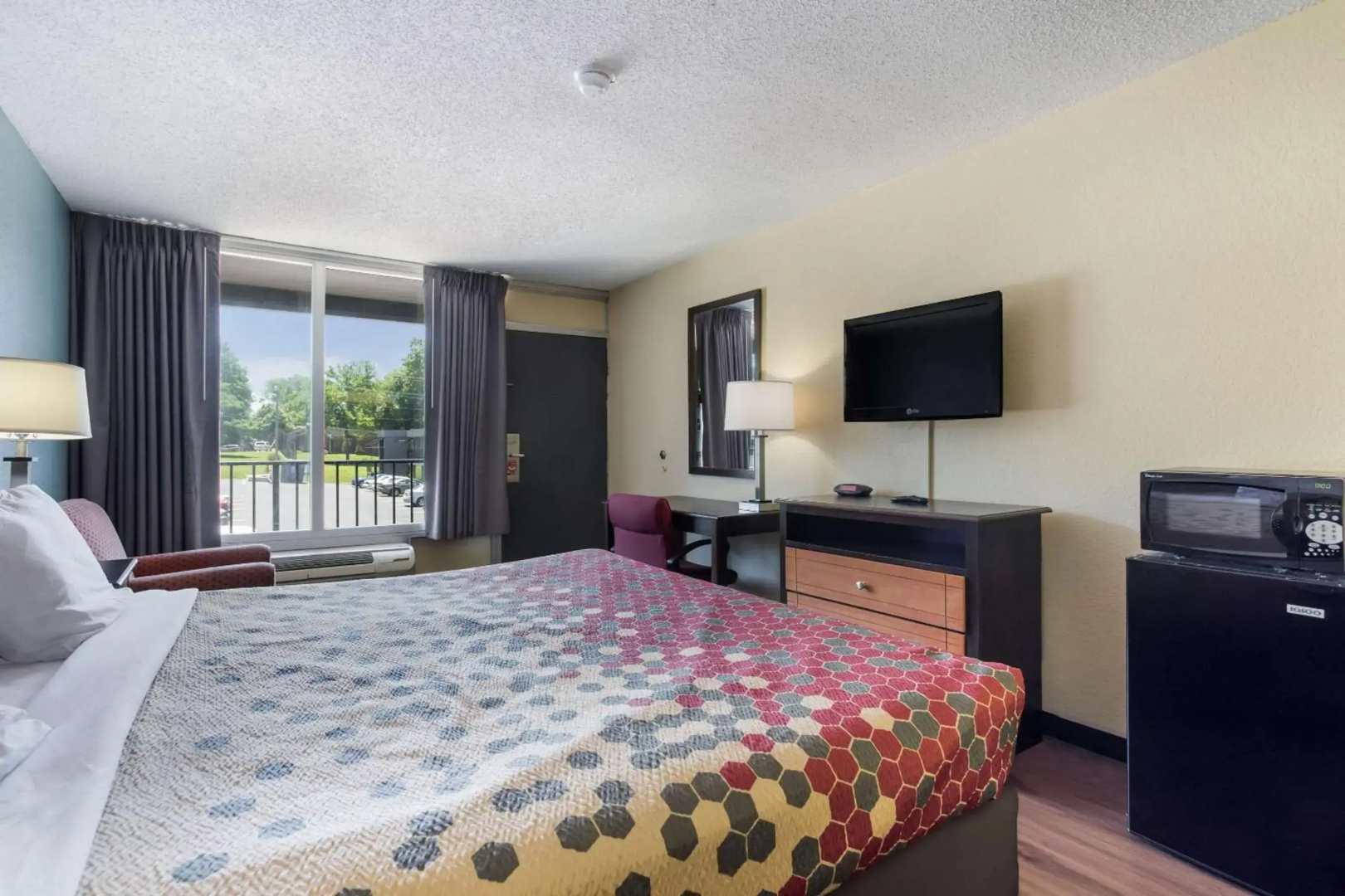 Econo Lodge Gallatin - Metro Nashville