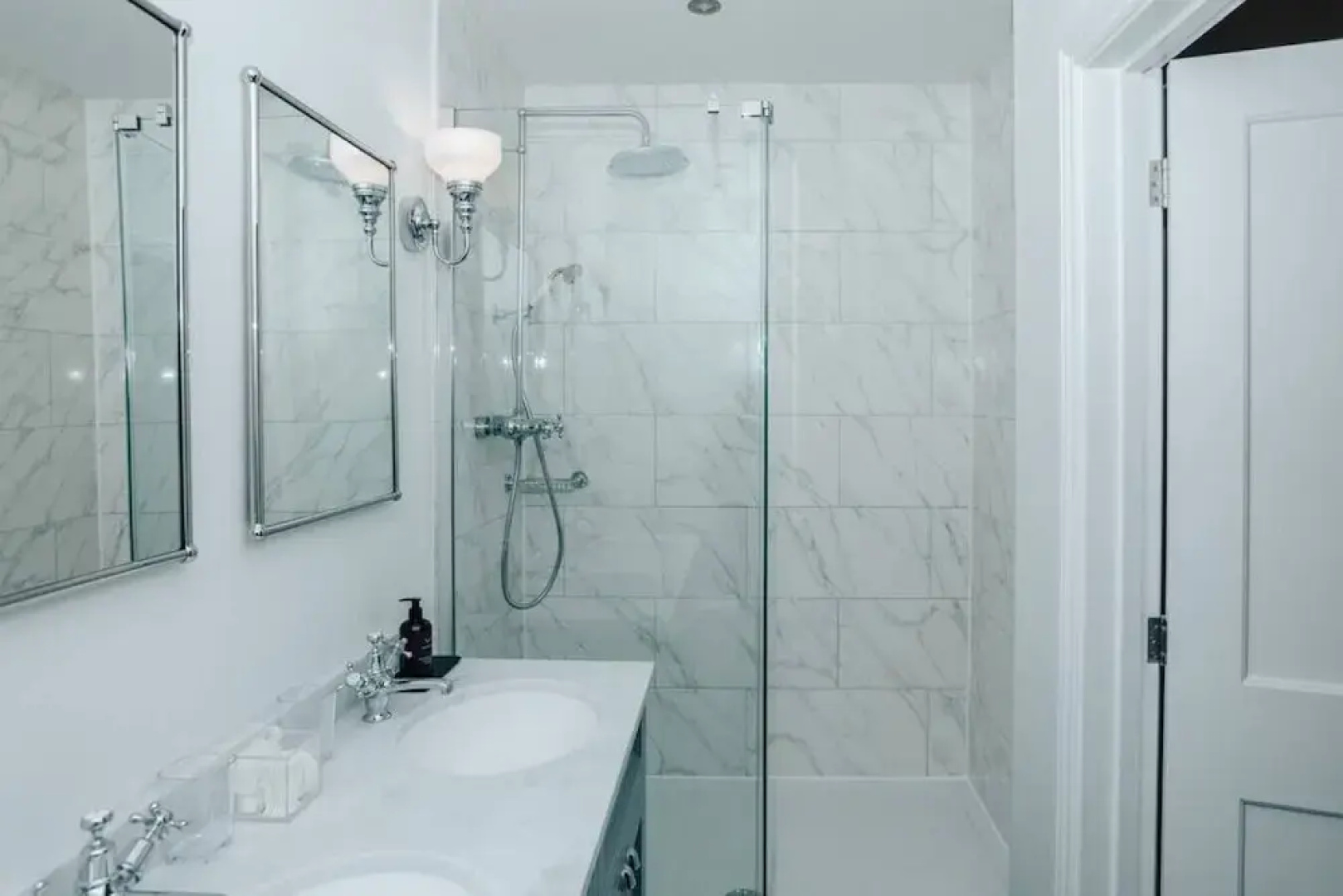 Woodvale Retreat - Sleeps 10