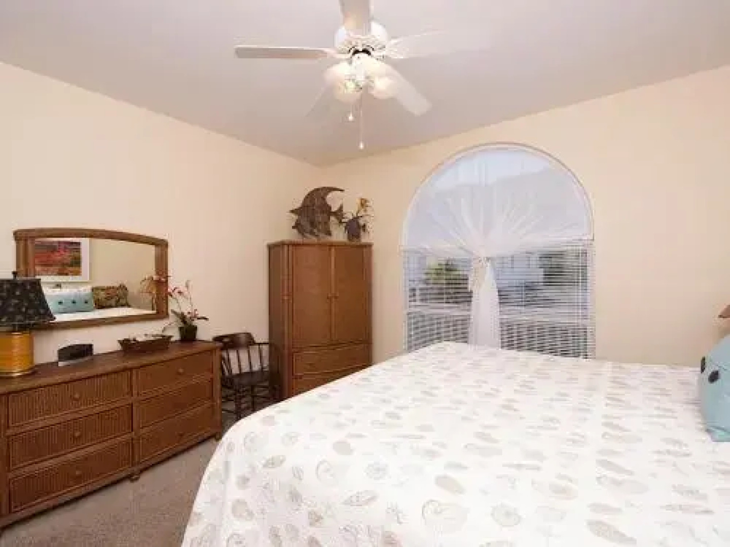 Shellchase by RedAwning