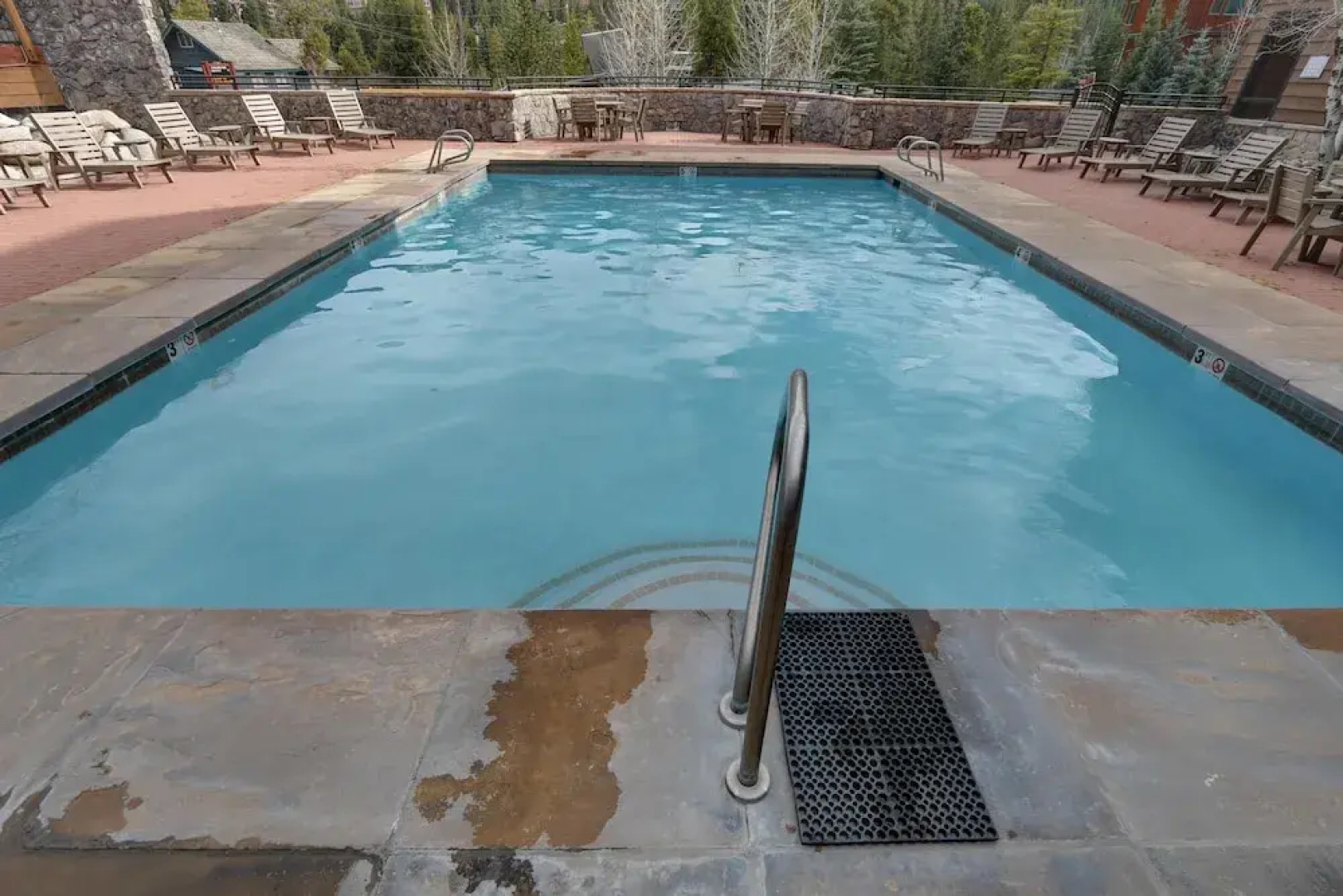 Arapahoe Lodge 1 Bed 2 Bath Aljd