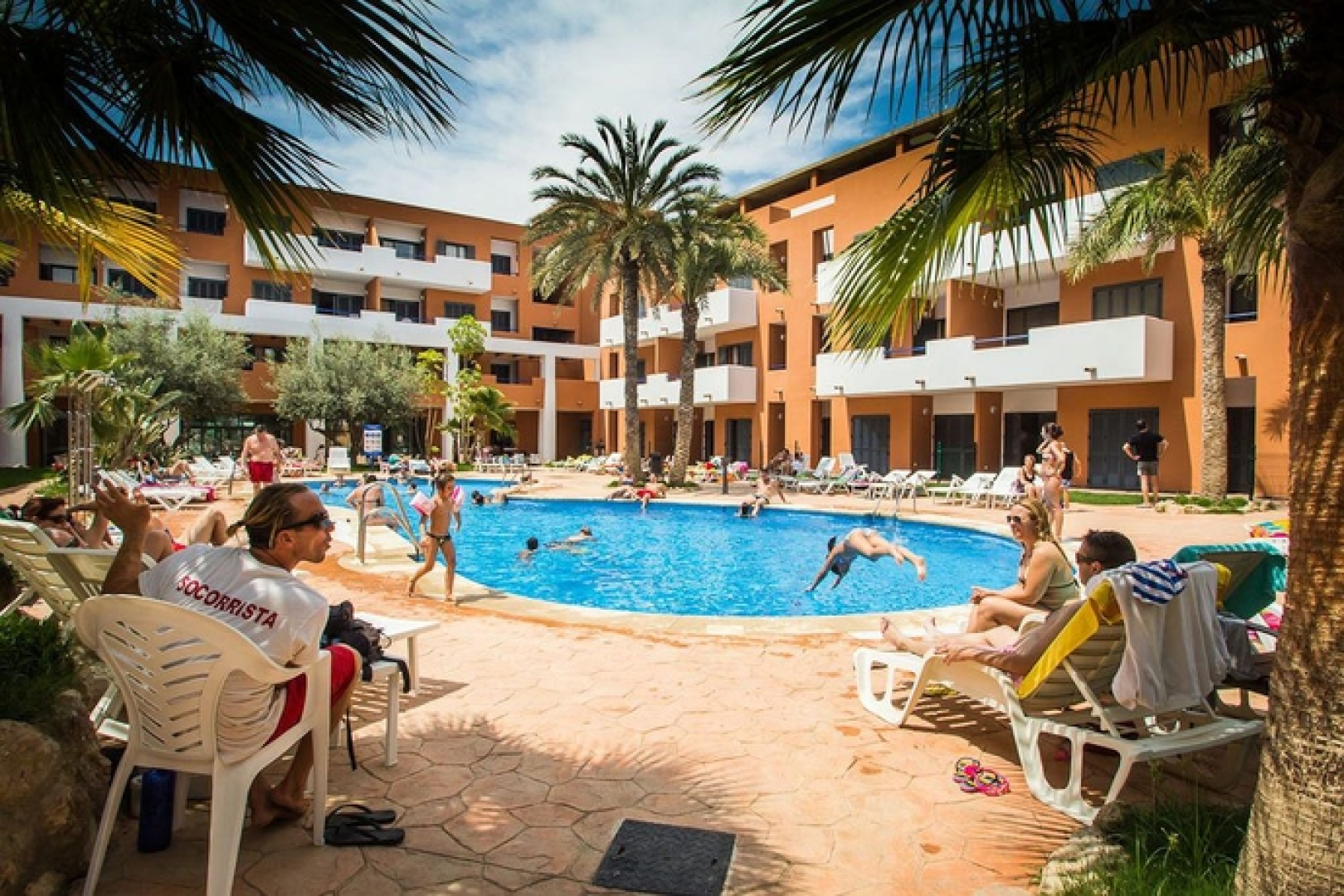 Apartamentos Parque Tropical