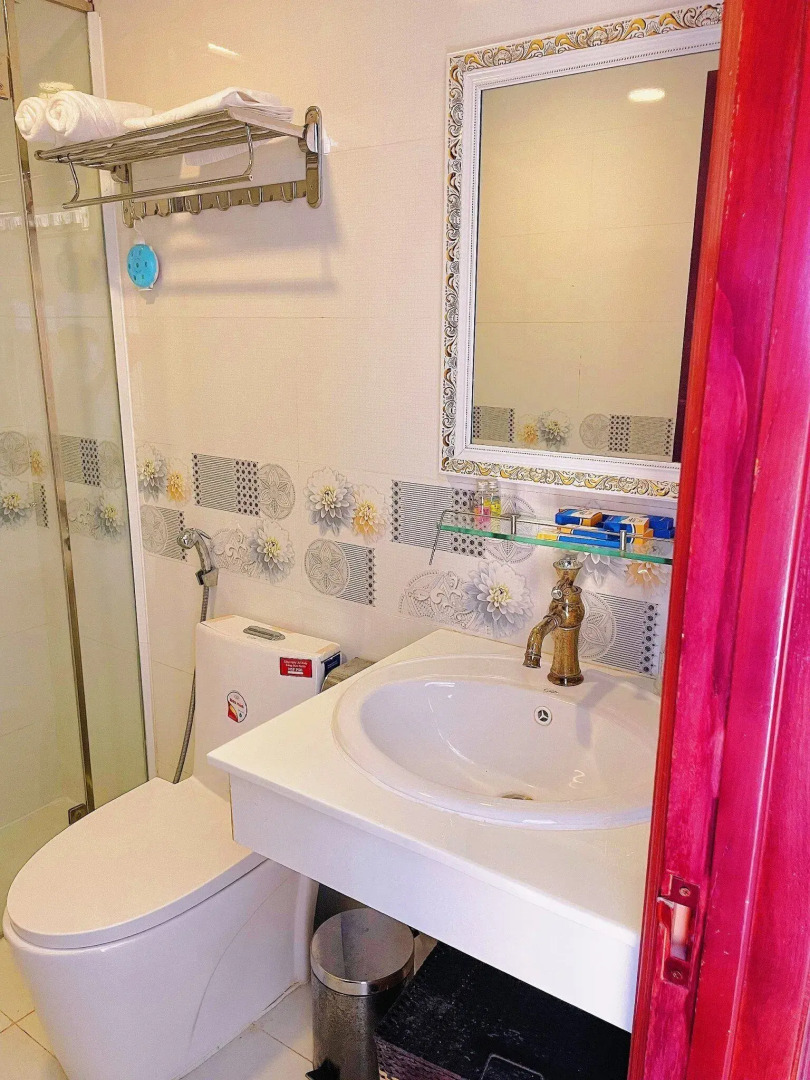 Sunrise Ninh Thuan Hotel