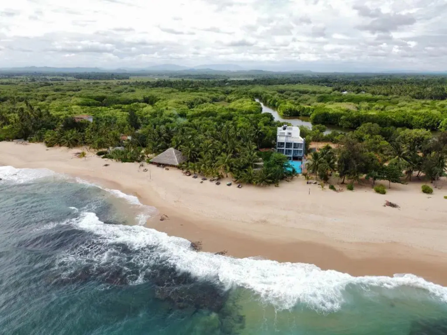 Marakolliya Beach Resort