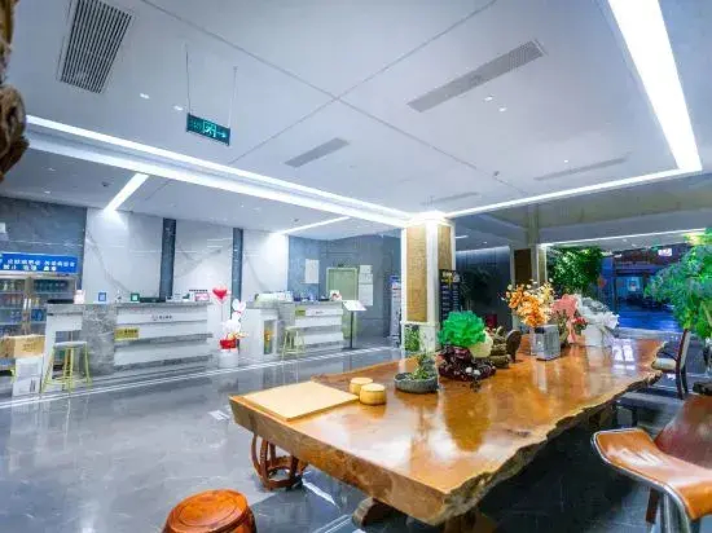 Huihua Hotel Lushan (Qixiang Avenue)