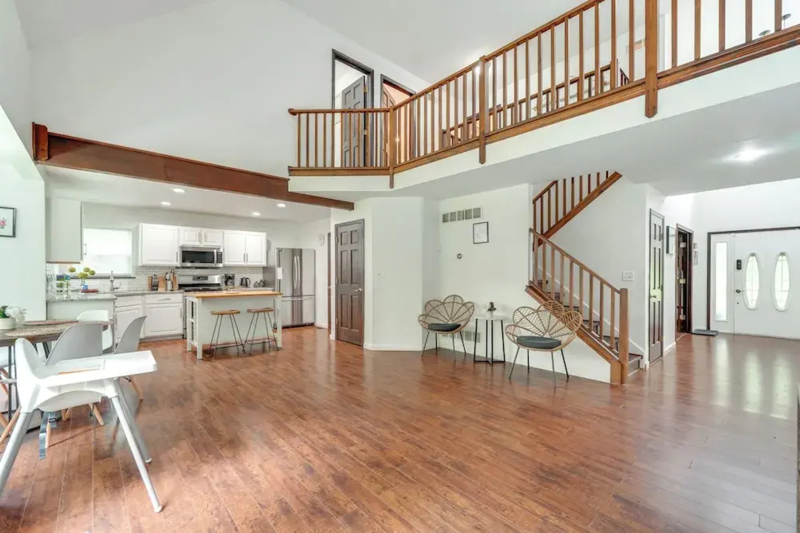 Tannersville House: Bar & Deck, 2 Mi to Ski Resort