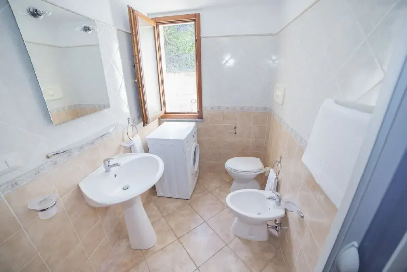 Babai Village - Abba Urci