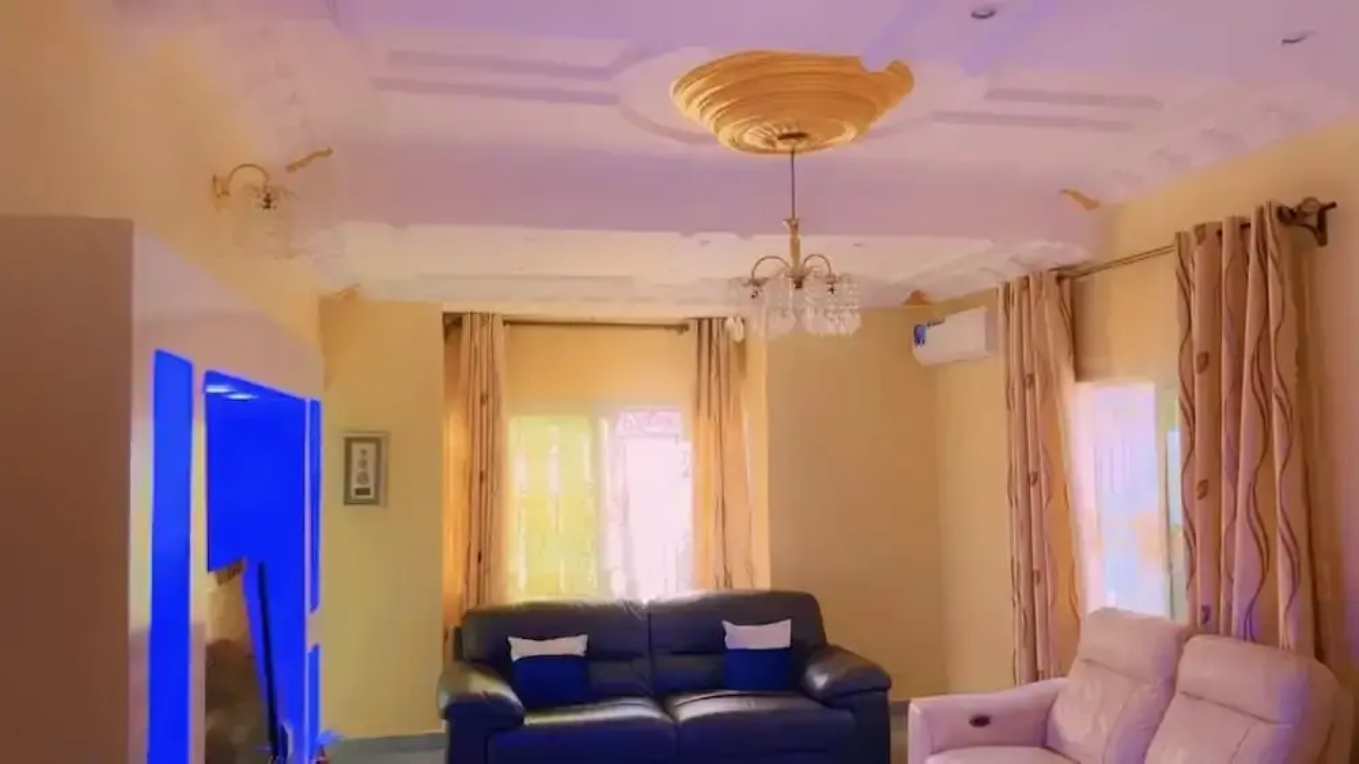 Stunning 3-bedrooms Guesthouse in Limbe Cameroon