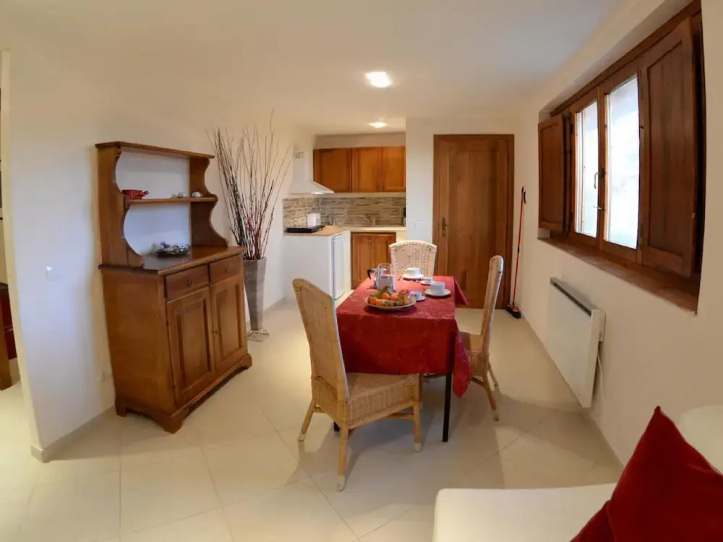 Tuscan Hideaway With Pool