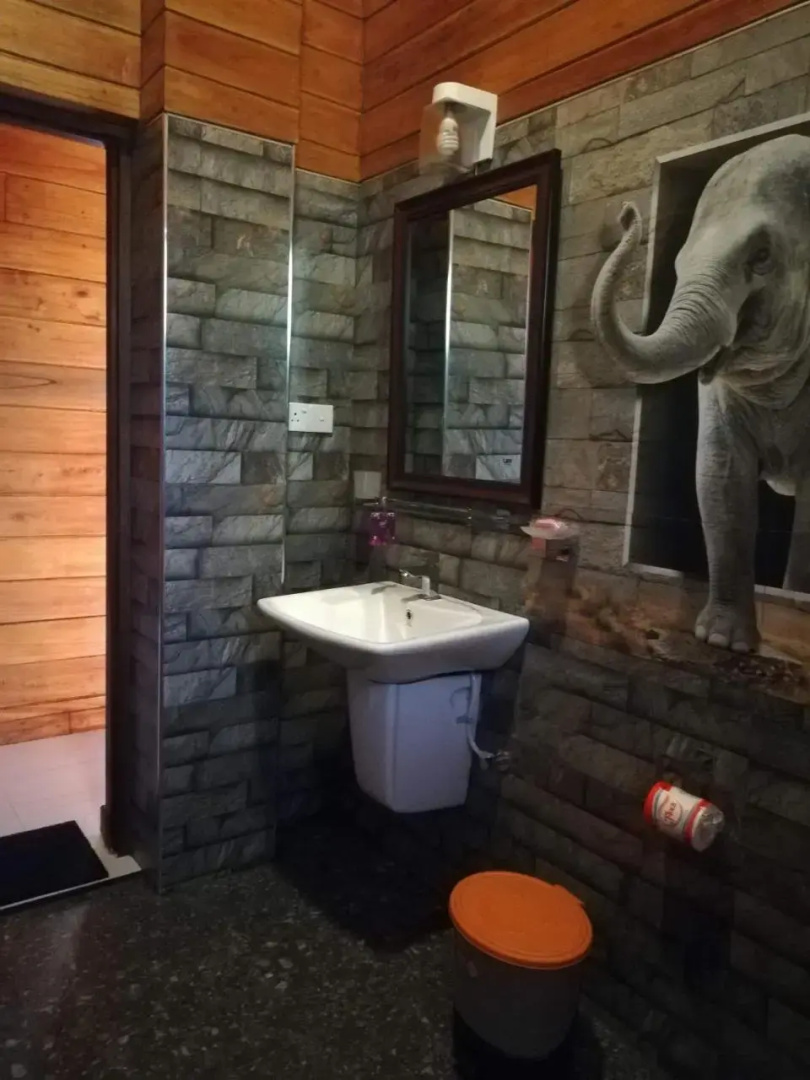 Eden Reverie Cabana And Spa