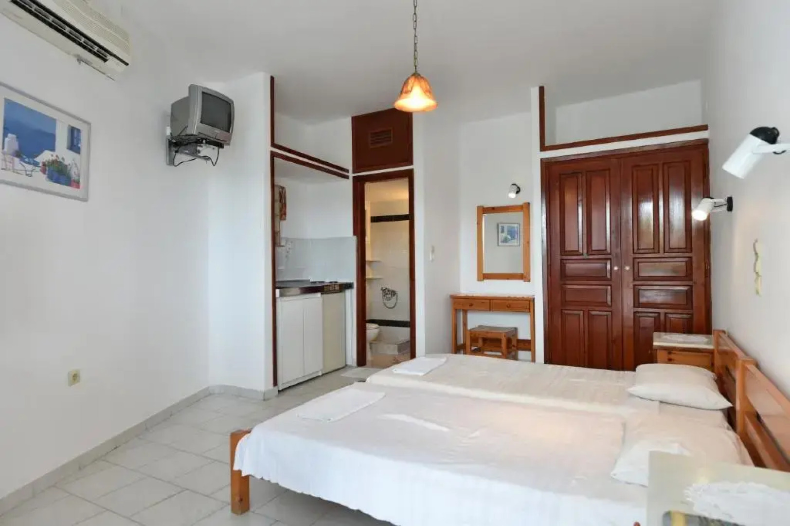 Nikolas Naousa Guesthouse I