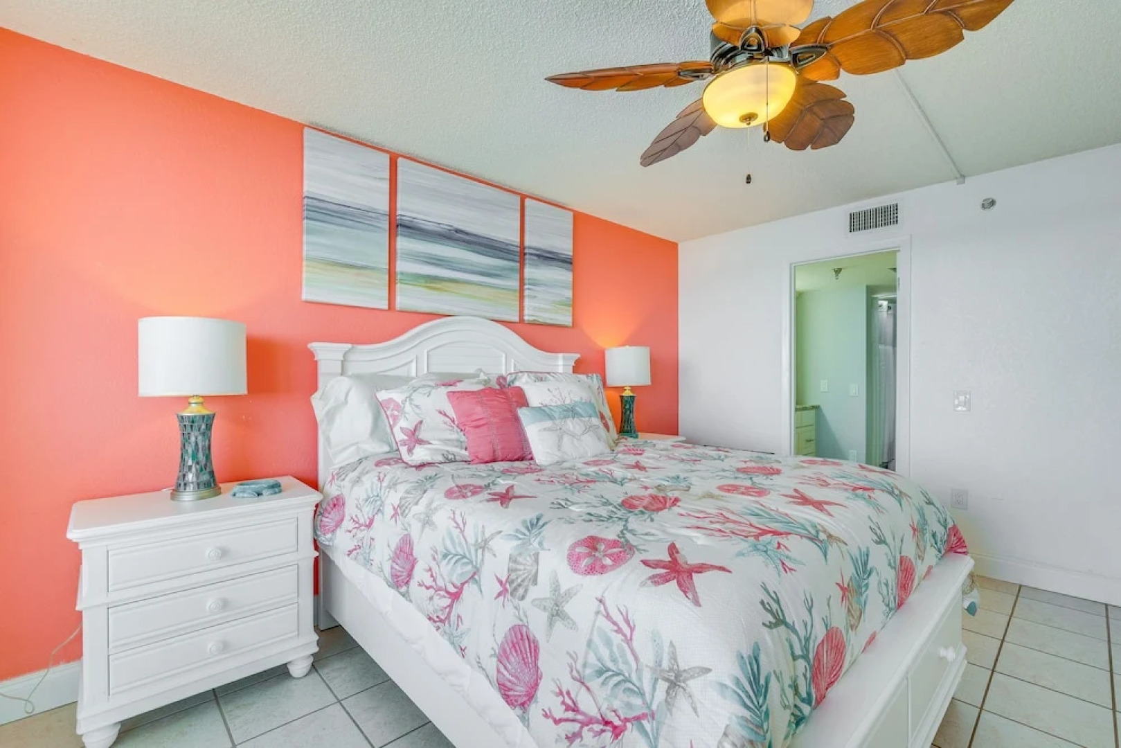 Waterfront Hudson Condo w/ Pool & Beach Access