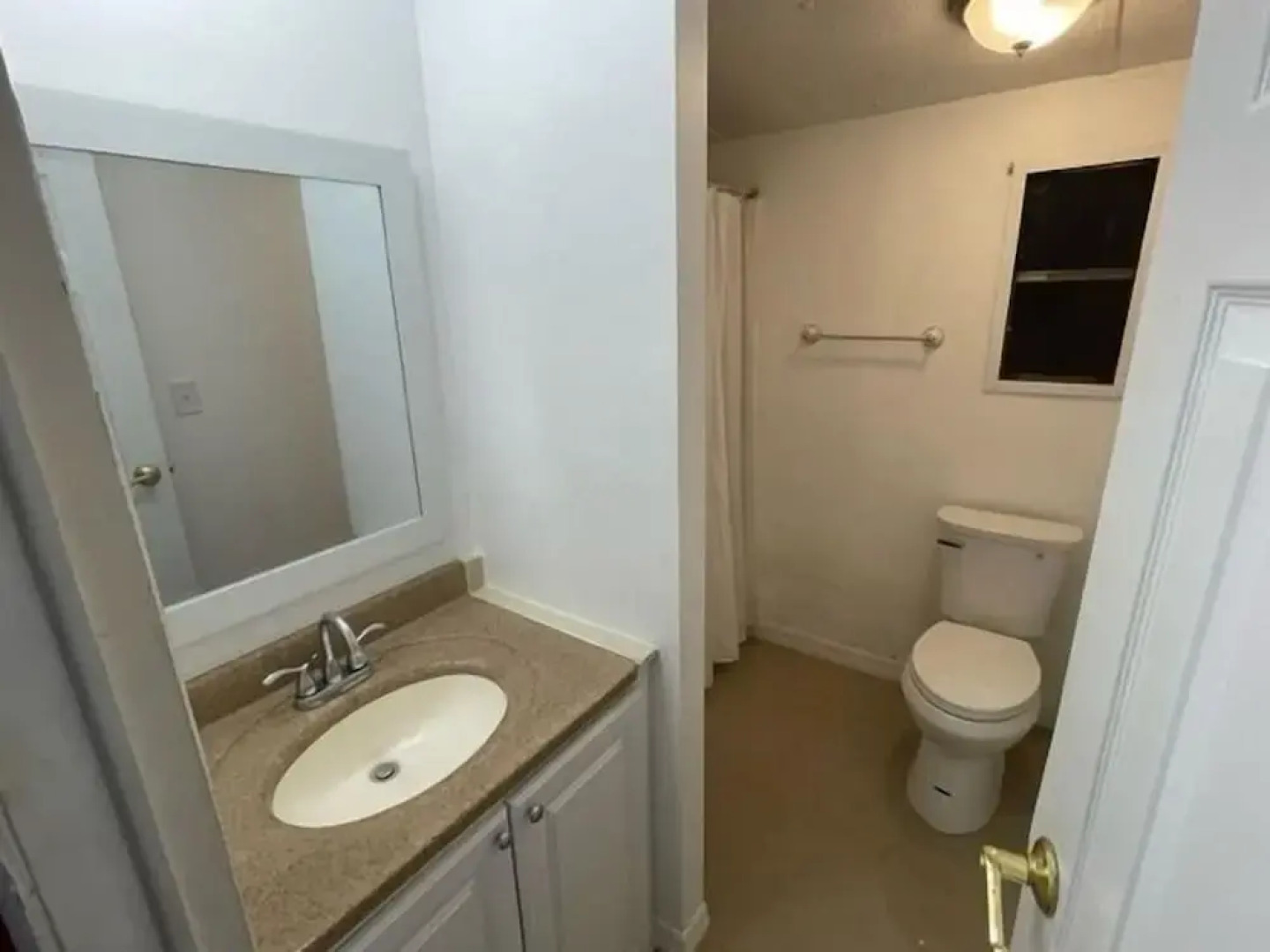 Taylor Creek River Cottage By The Boat Ramp 2 Bedroom Cottage by RedAwning