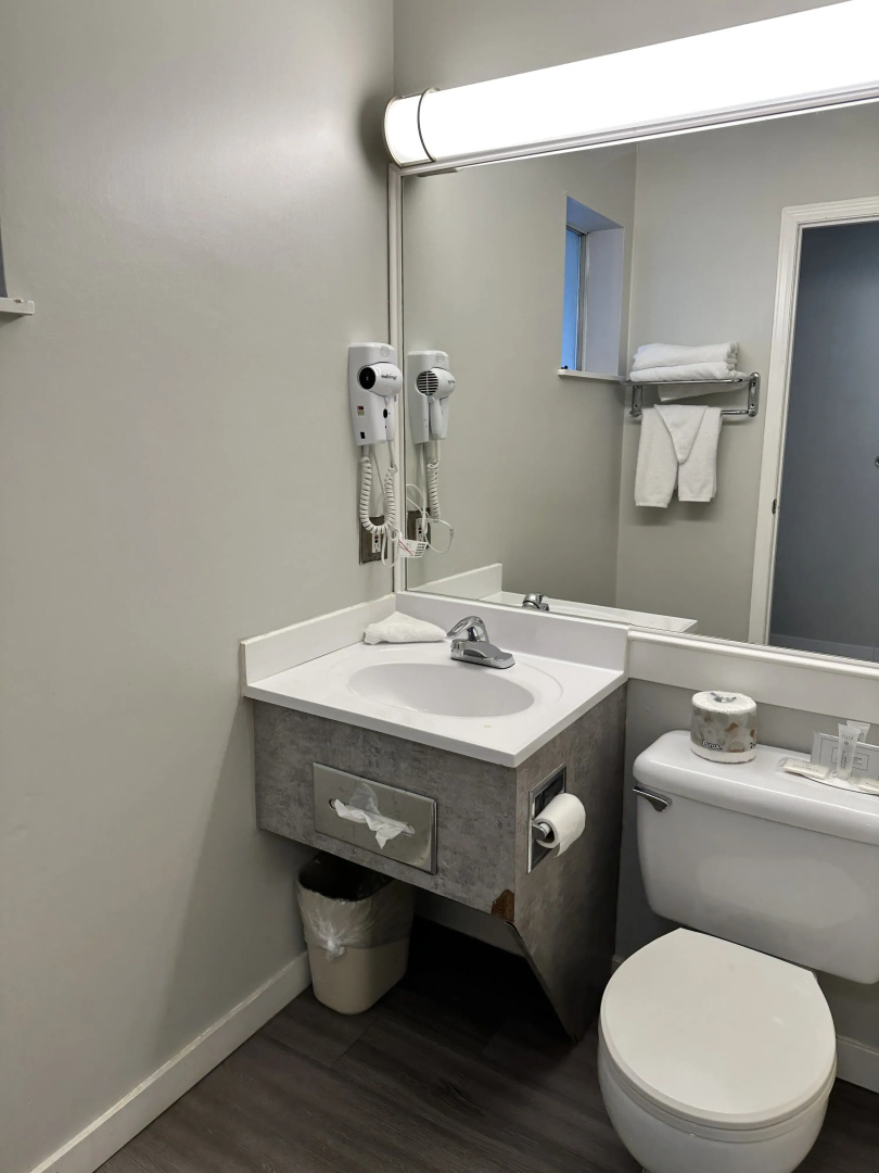 Travelodge by Wyndham Langley