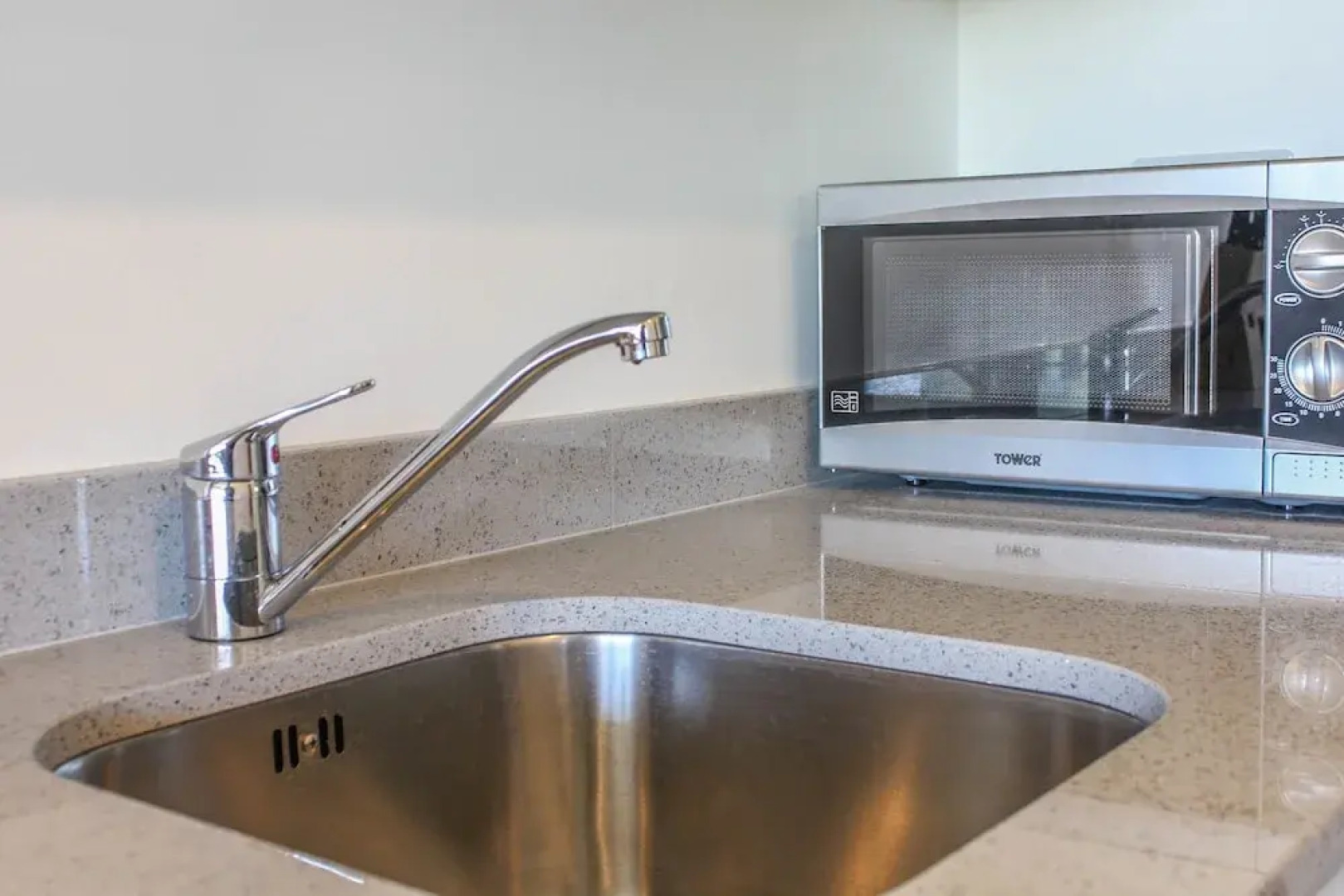 West Swindon Serviced Apartment