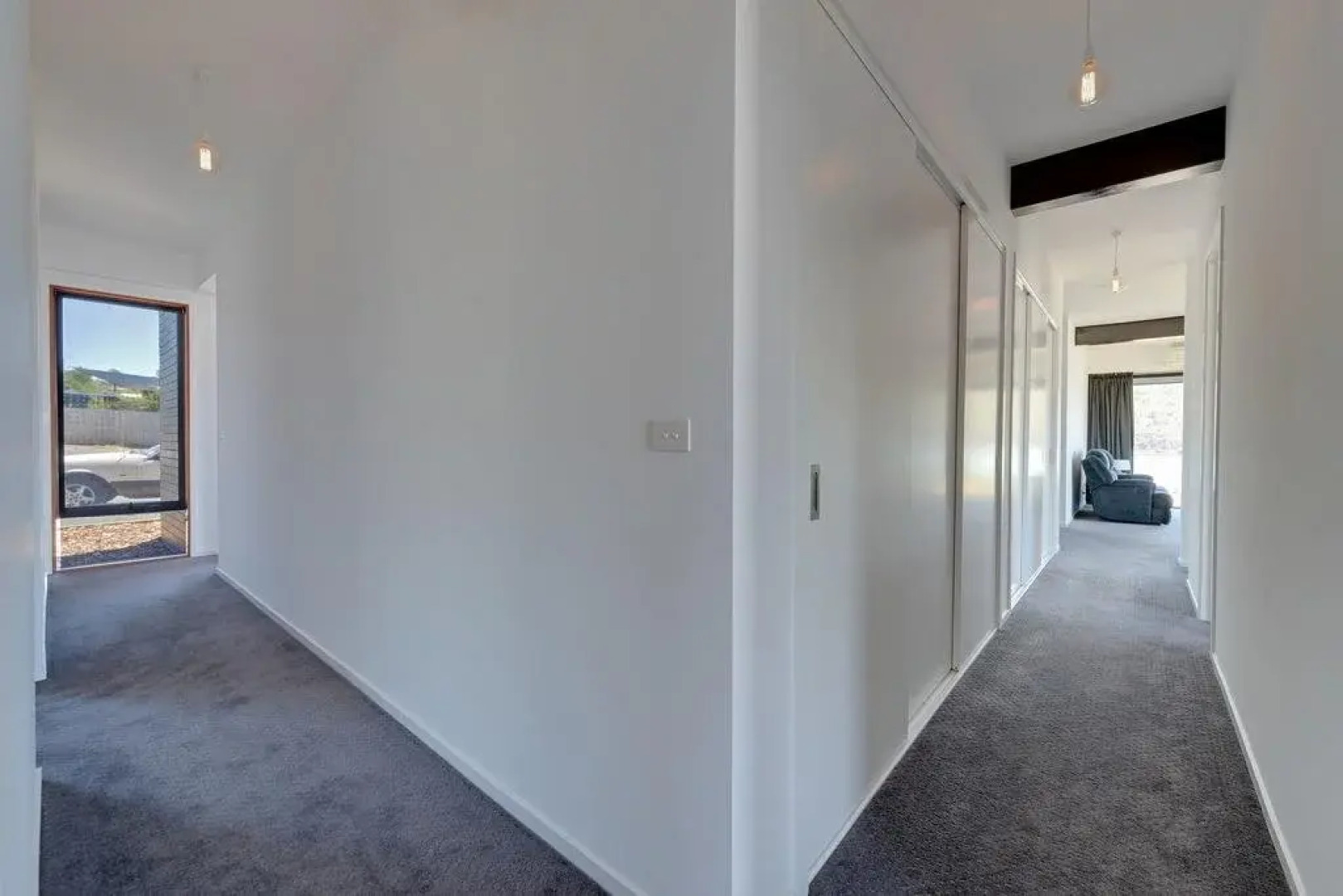 Amazing Unique Five-Star Waterfront Retreat