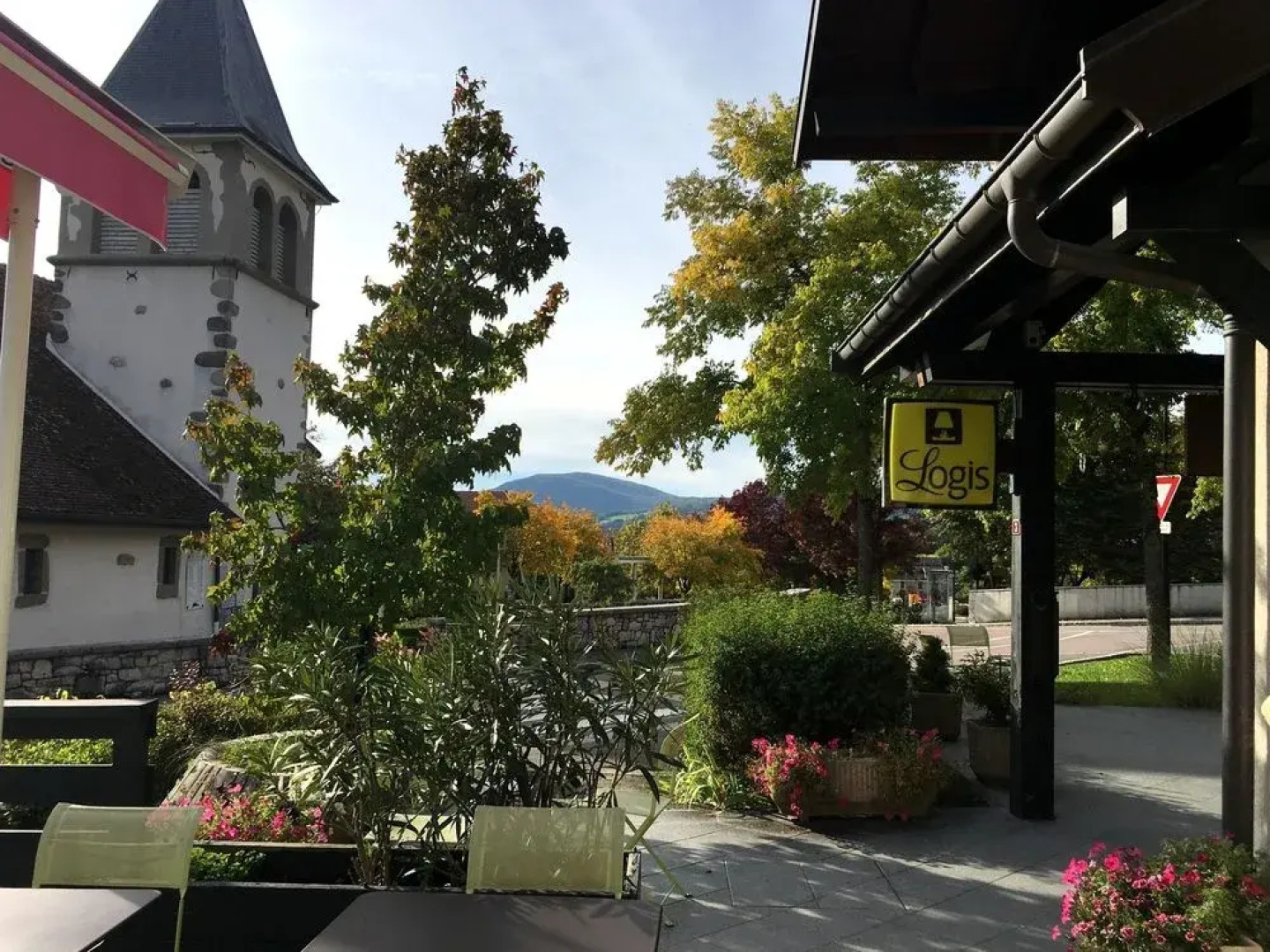 Logis Hôtel Annecy Nord / Argonay
