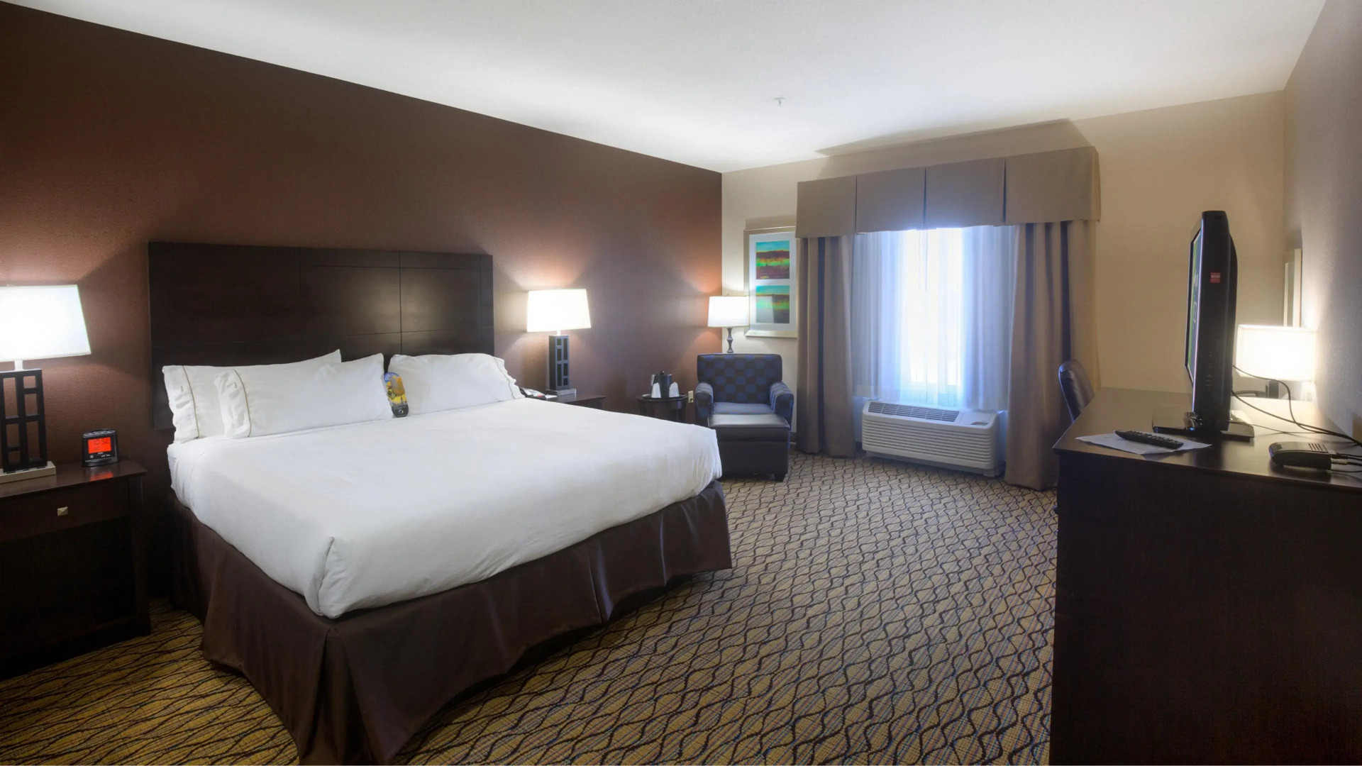 Holiday Inn Express Hotel & Suites Elk City by IHG