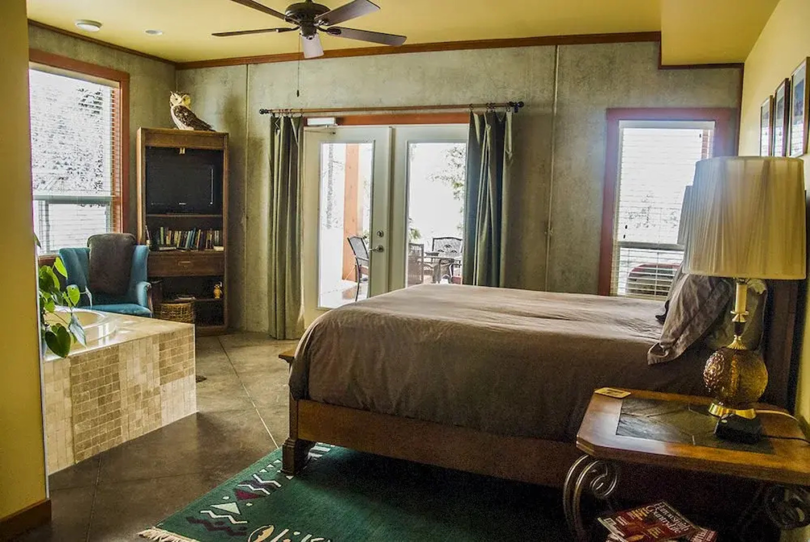 Owlhead Creek Bed & Breakfast