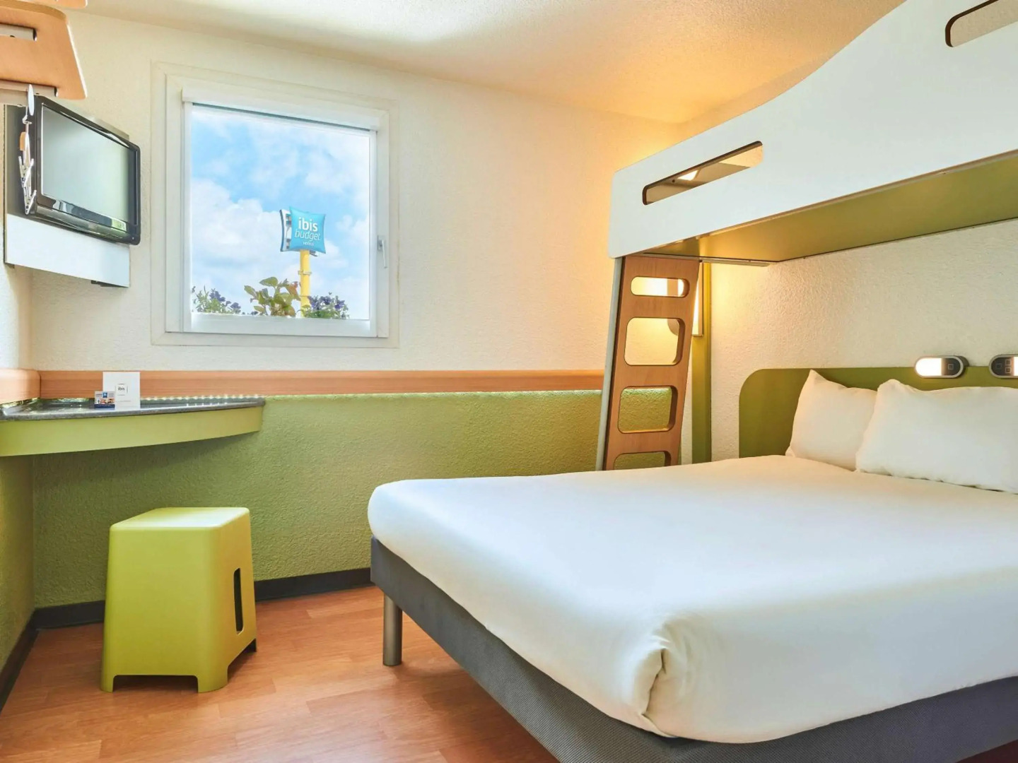 ibis budget Versailles Coignières
